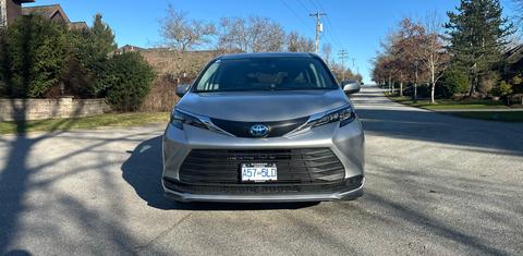 Toyota Sienna 2024