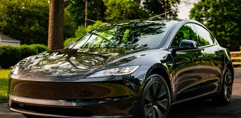 Tesla Model 3 2025