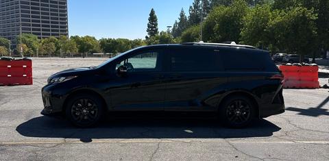 Toyota Sienna 2025