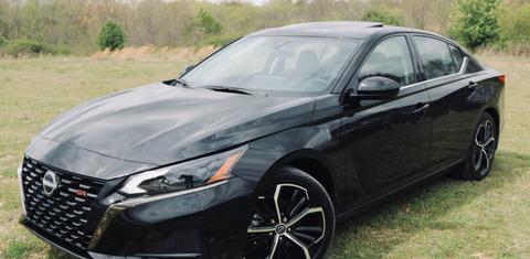 Nissan Altima 2024