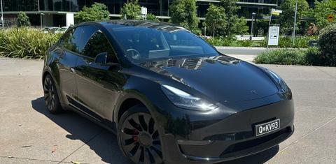Tesla MODEL Y 2023