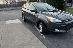 Ford Escape 2014 in Newark