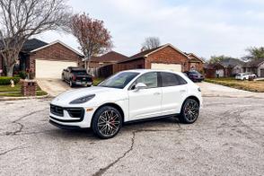 Porsche Macan car