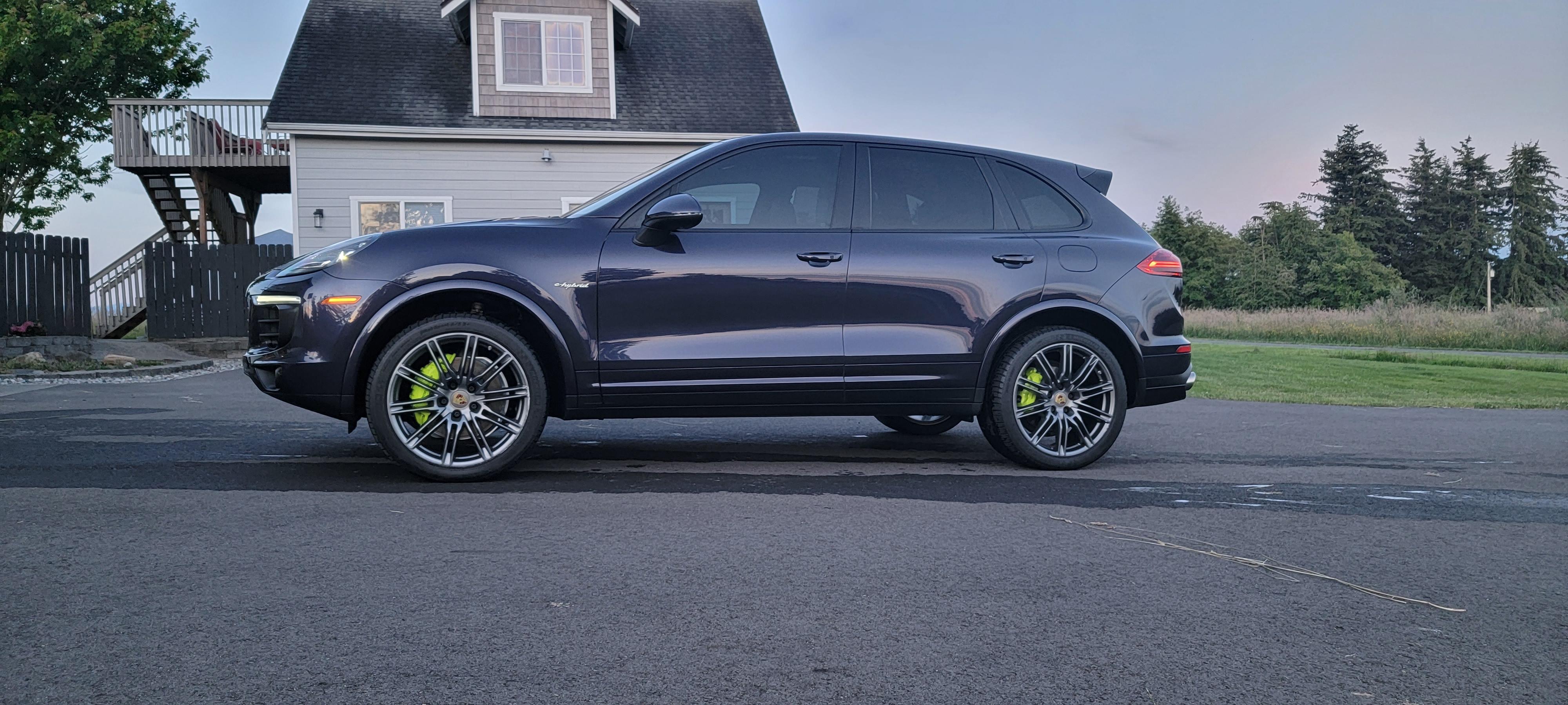 Porsche Cayenne 2017 in Ferndale, WA