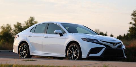 Toyota Camry 2024