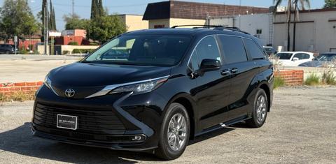 Toyota Sienna 2026