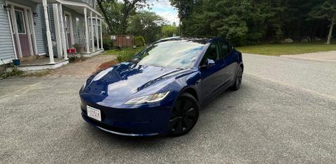 Tesla Model 3 2024
