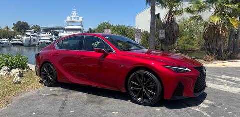 Lexus IS 2024