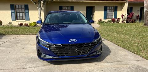 Hyundai Elantra 2022