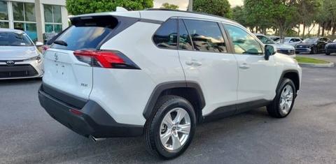 Toyota RAV4 2021