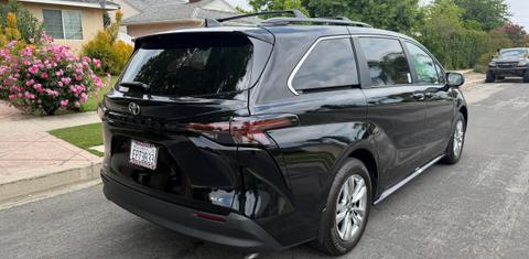 Toyota Sienna 2026