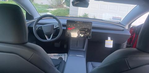 Tesla Model 3 2025