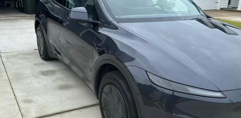 Tesla Model Y 2026