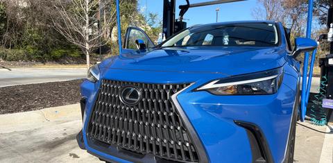 Lexus NX 2025