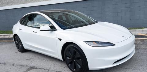 Tesla Model 3 2025