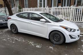 Hyundai Elantra 2016 in Montréal