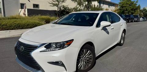 Lexus ES 2017