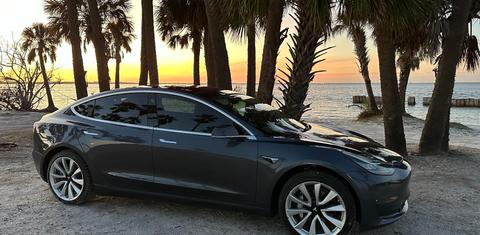Tesla Model 3 2018