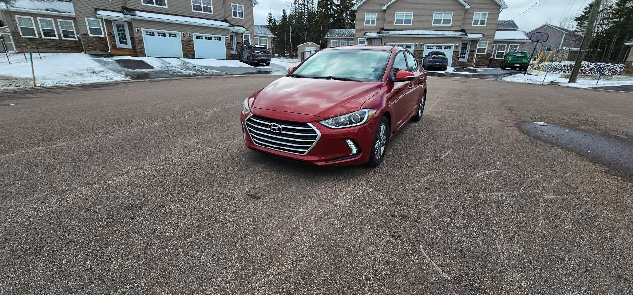 Hyundai Elantra 2017 à 