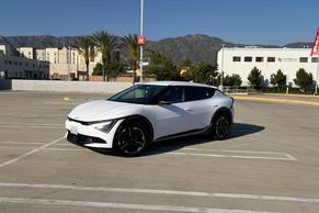 Kia EV6 2025 in Burbank