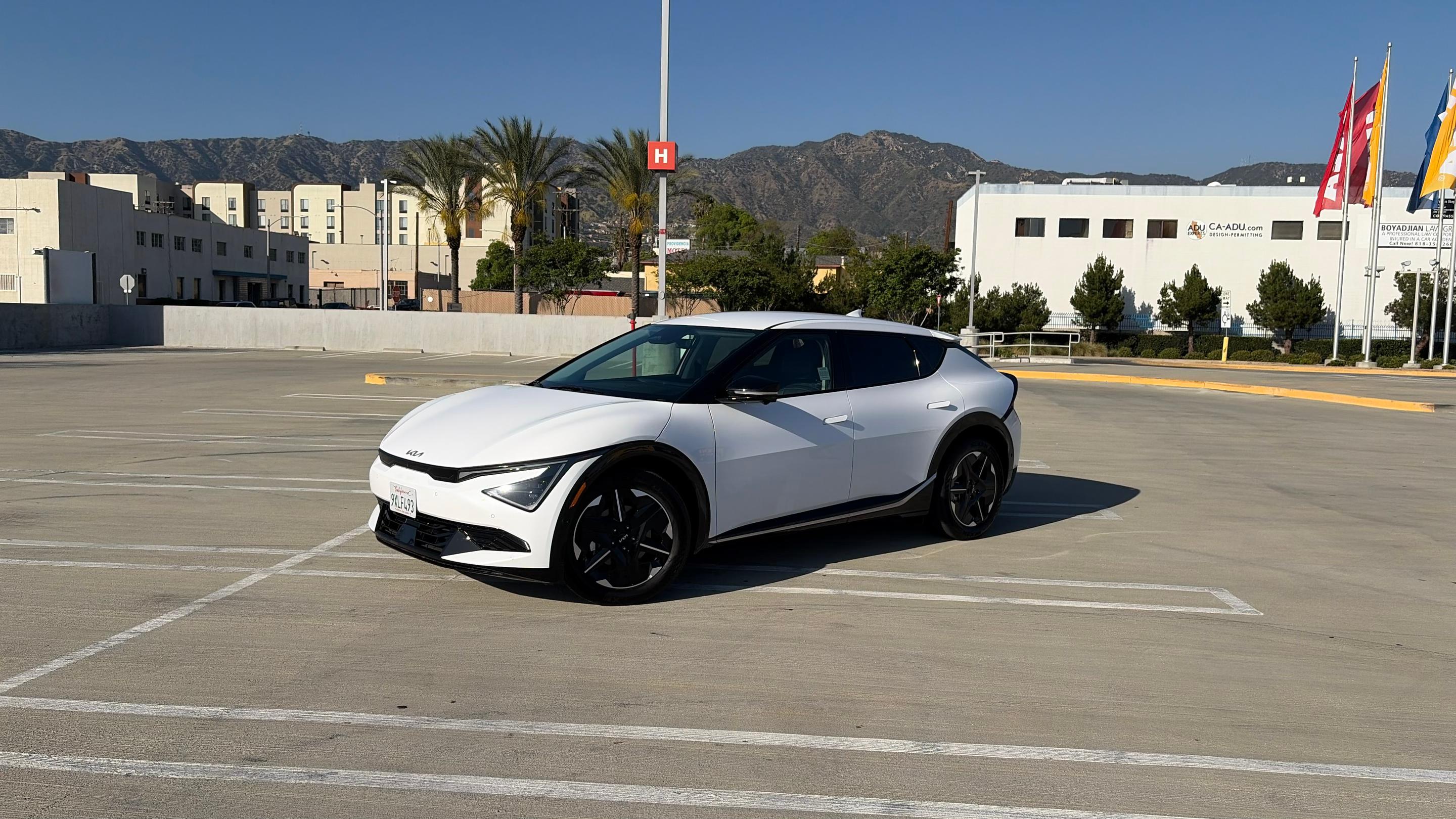 Kia EV6 2025 in Burbank, CA