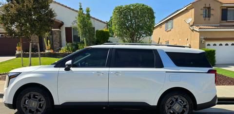 Kia Carnival Hybrid 2026