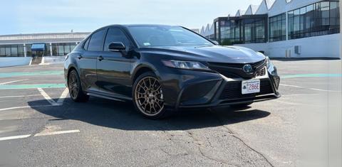 Toyota Camry Hybrid 2024