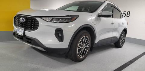 Ford Escape PHEV 2025