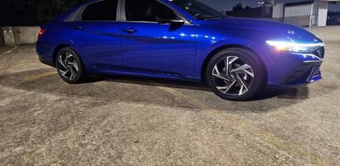 Hyundai Elantra 2025