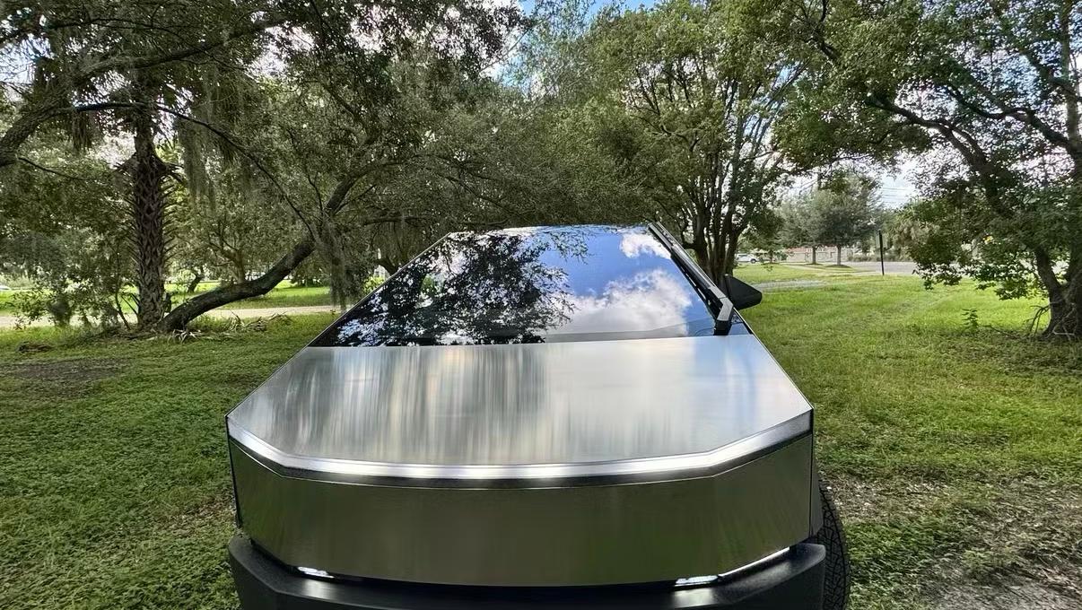 Tesla Cybertruck 2026 in Kissimmee, FL