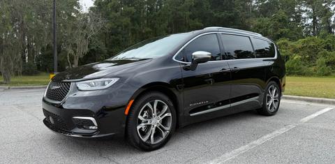 Chrysler Pacifica 2026