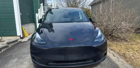 Tesla Model Y 2024