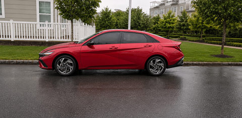 Hyundai Elantra 2025