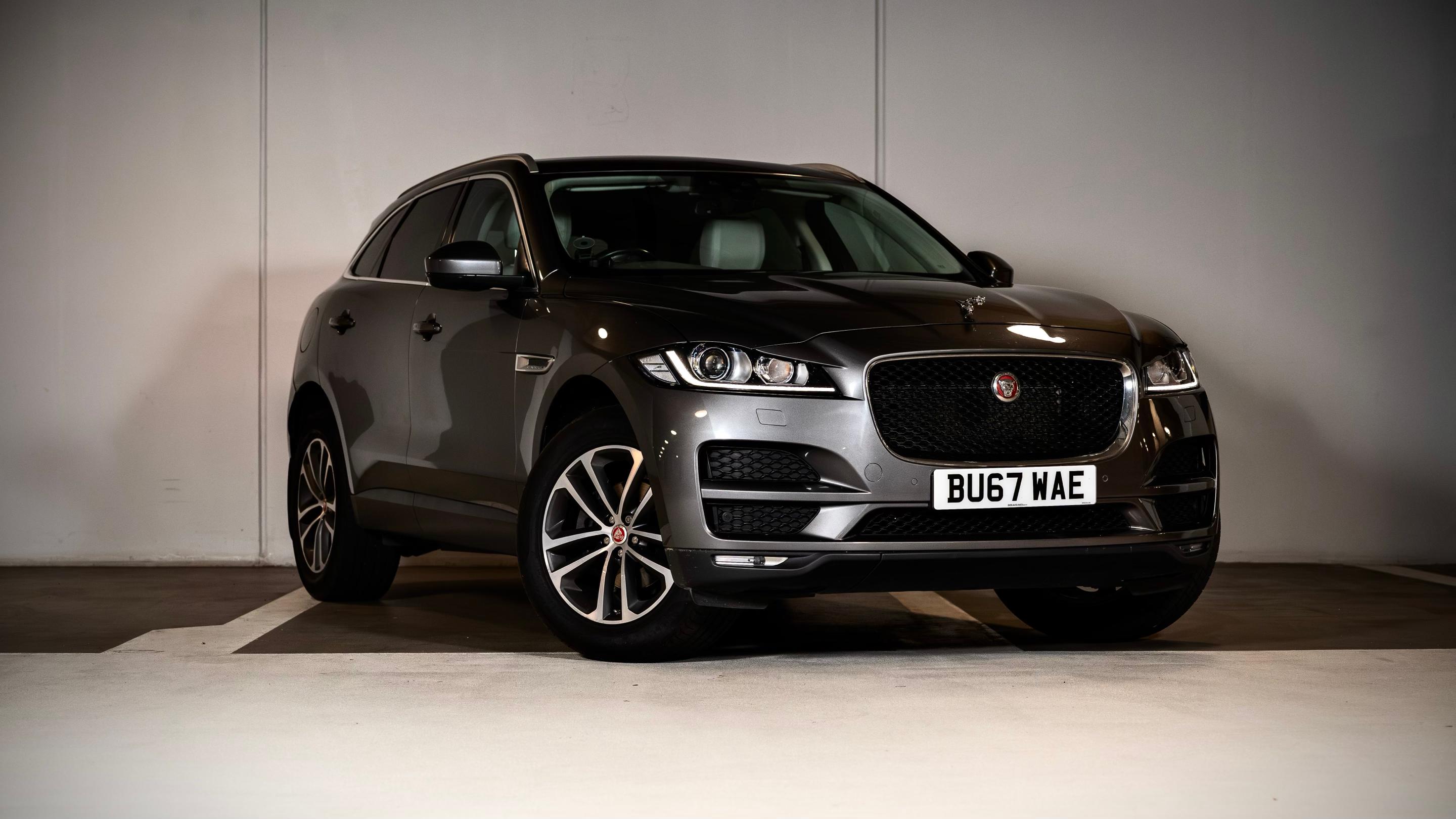 Jaguar F-PACE 2017 in London