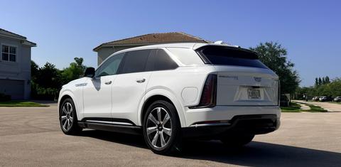 Cadillac Escalade IQ 2025