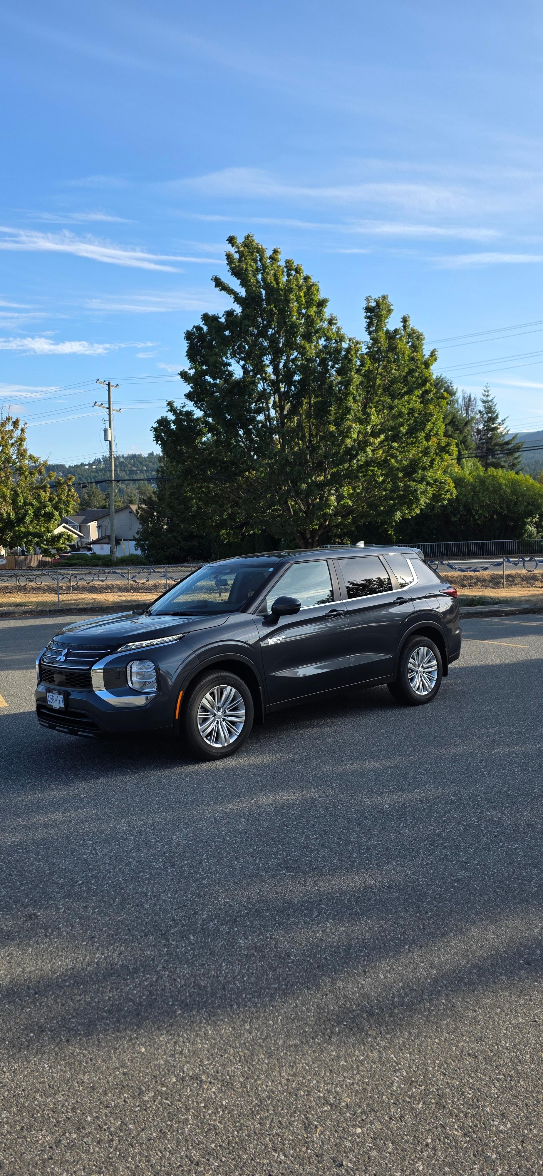 Mitsubishi Outlander Plug-In Hybrid 2025 in Nanaimo, BC