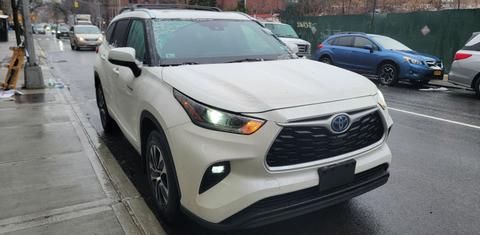 Toyota Highlander Hybrid 2021
