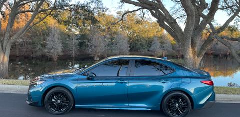 Toyota Camry Hybrid 2025