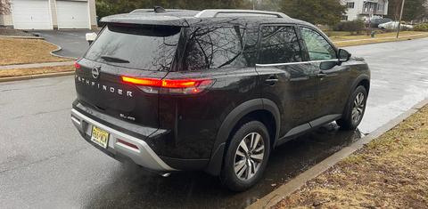 Nissan Pathfinder 2025