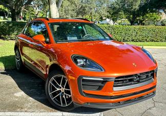 Porsche Macan car