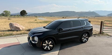 Mitsubishi Outlander 2025