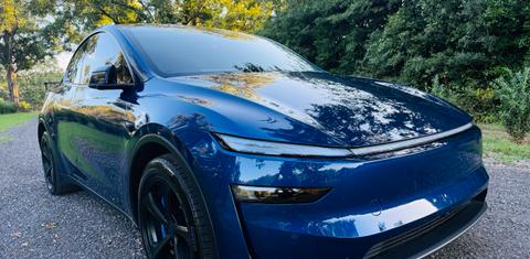 Tesla Model Y 2026