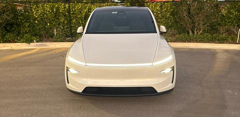 Tesla Model Y 2026