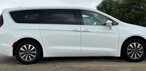 Chrysler Pacifica 2022