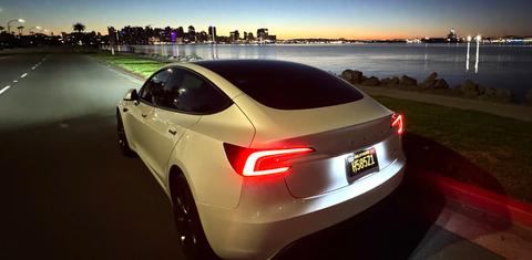 Tesla Model 3 2024