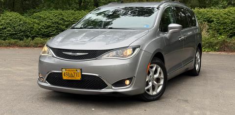 Chrysler Pacifica 2017