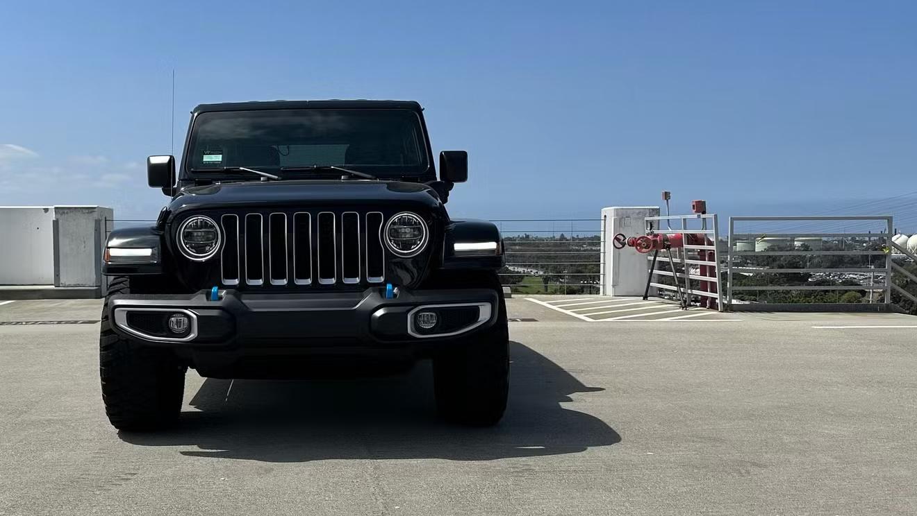 Jeep Wrangler 4xe 2022 in 