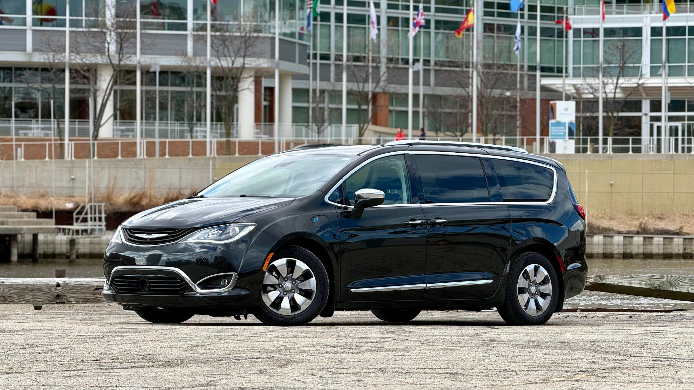 Chrysler Pacifica 2019 in Milwaukee, WI