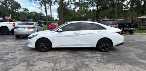 Hyundai Elantra 2021