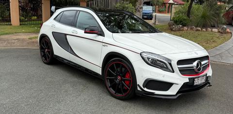Mercedes-Benz GLA-CLASS 2015